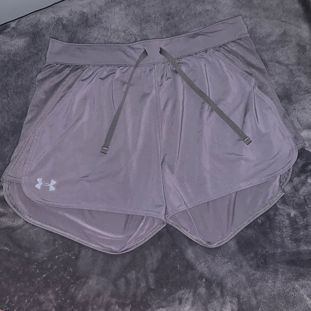 Gray under armour athletic shorts